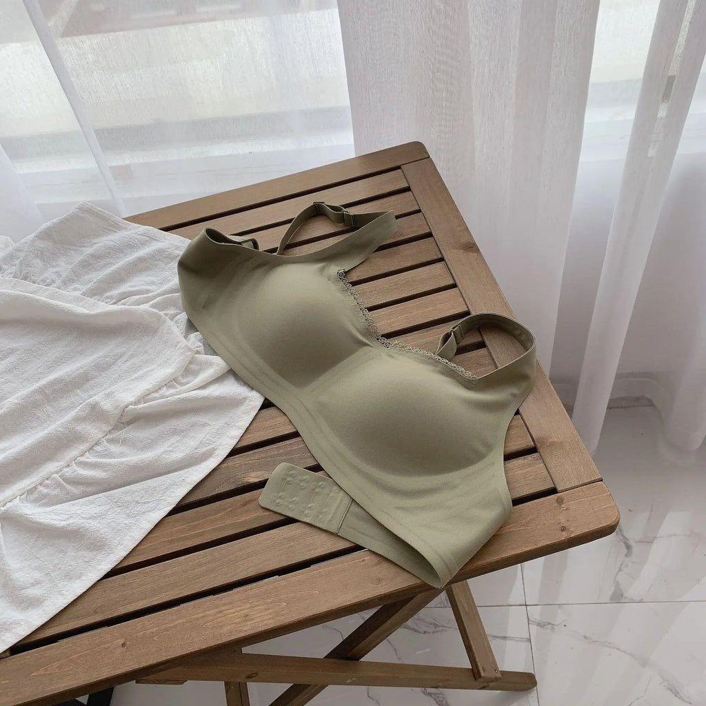 Ultra-Thin Seamless Wireless Bra – Lightweight Invisible T-Shirt Everyday 70A–100H