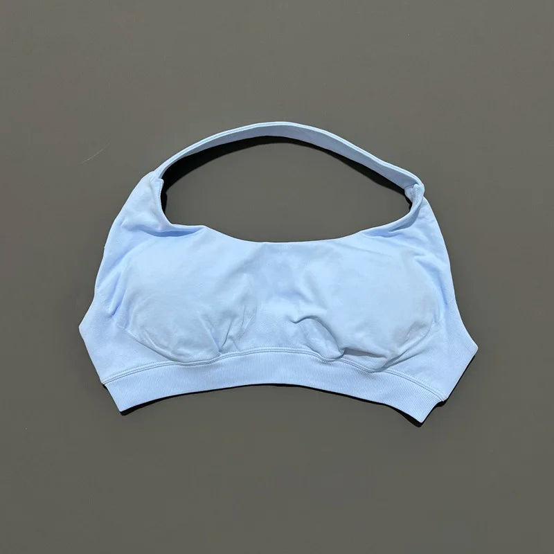 HISTELLO Seamless Halter Sports Bra – Open Back Gym & Yoga Top