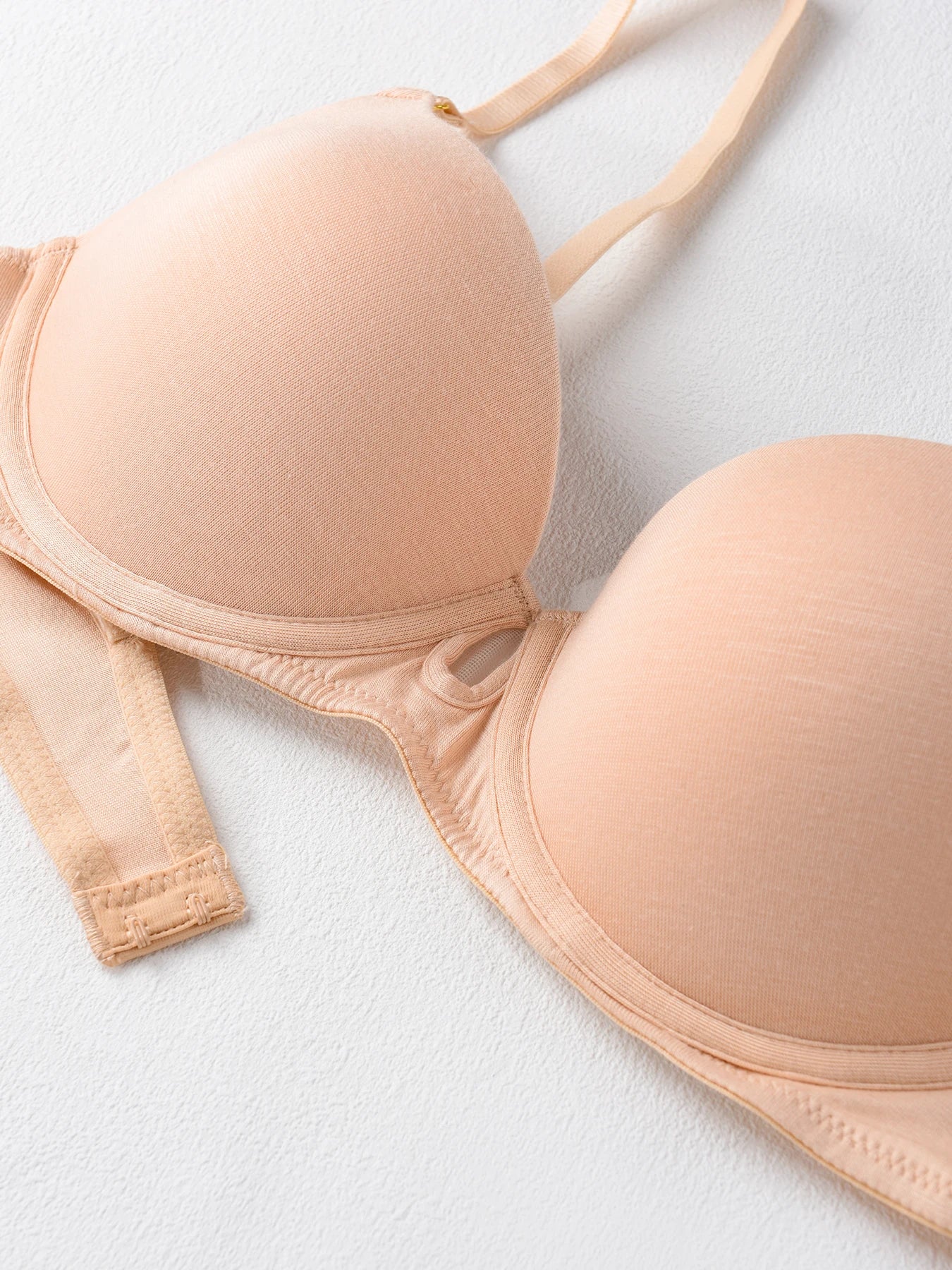 European and American sexy smooth t-shirt push up bra stylish underwire  gathering bra luxurious and noble bra