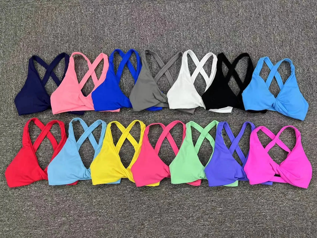 Seamless Halter Neck Open Back Sports Bra – Medium Support Yoga Gym Crop Top