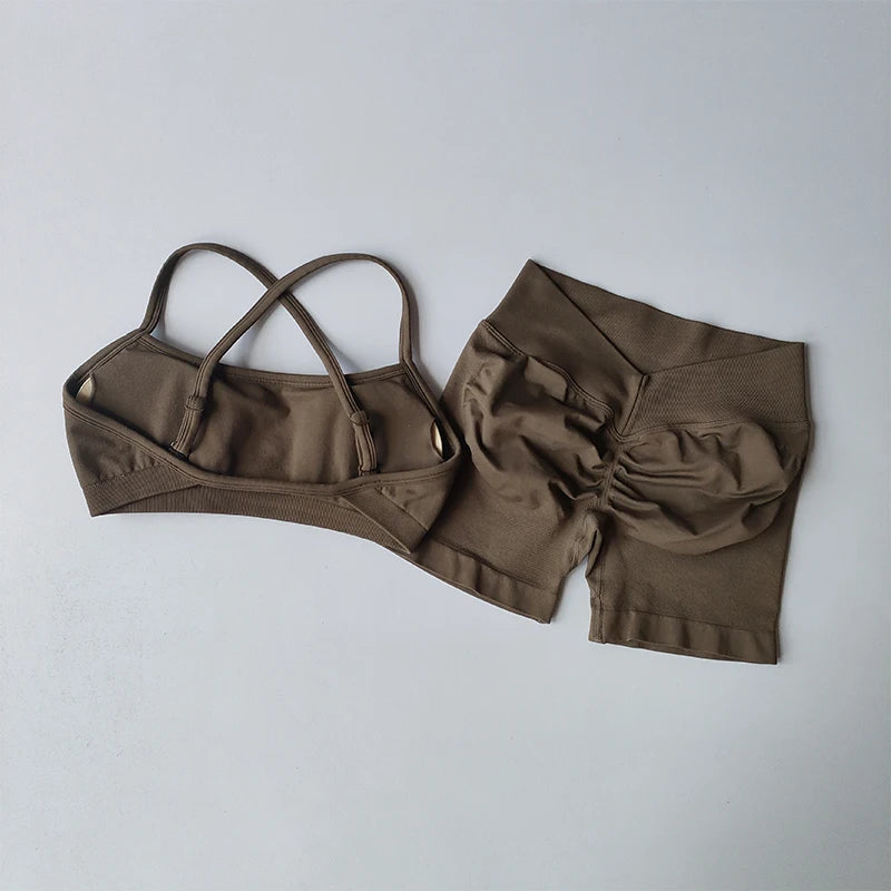 Gathering Shockproof Sports Bra – Seamless Crop Top Beautiful Back
