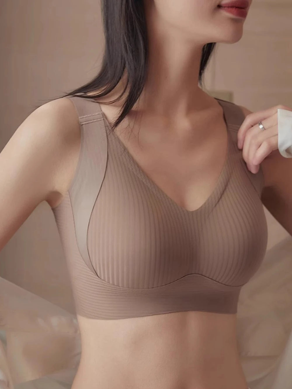 Plus Size Wireless Push-Up Bra – Anti-Sagging Side Support Hide Back Fat M–4XL