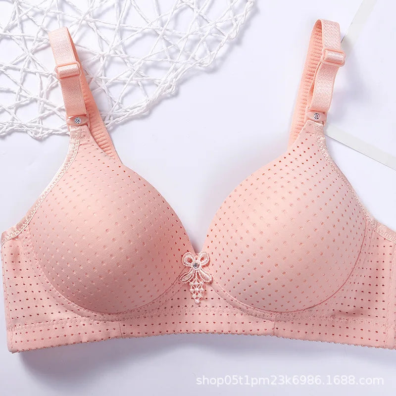 Gathered Seamless Bra – Breathable Wire-Free 3/4 Cup C