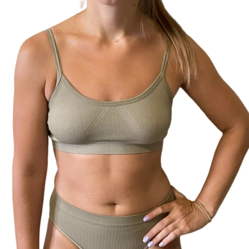 Ribbed U-Neck Wireless Bralette – Unpadded Thin Strap Crop Top