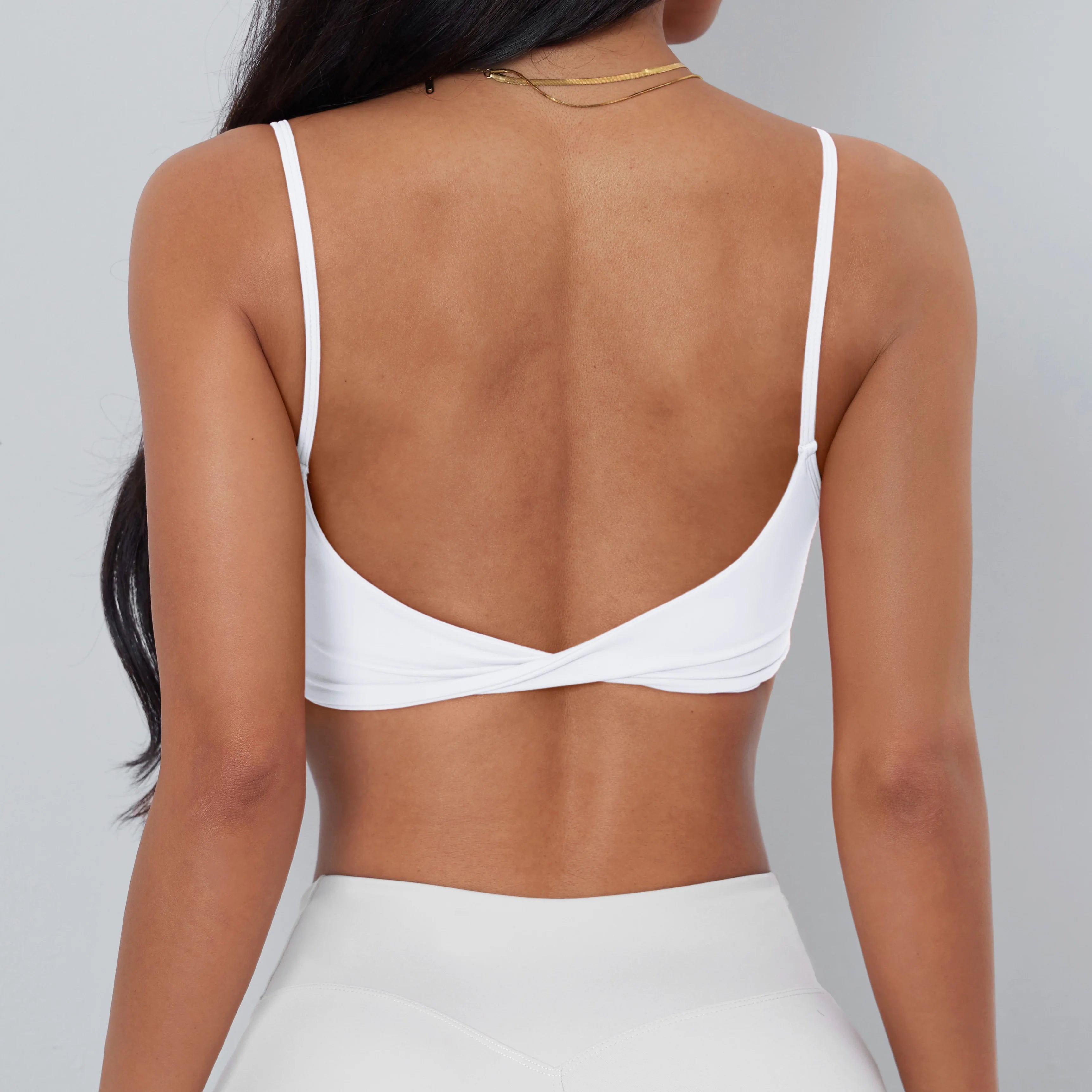 Anfilia Women Sports Bra Spaghetti Straps Backless Gym Bra High Elastic Square Neck Removable Padding Workout Top