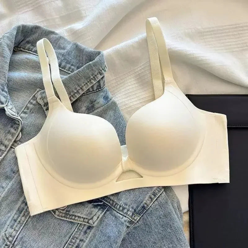 Invisible Push-Up Bra for Small Chest – 3D Honeycomb Wire-Free Seamless A–B Cup